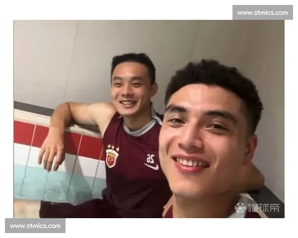 8 分钟闪击 + 3 纪录！李新翔刘若钒引爆海港梦幻开局