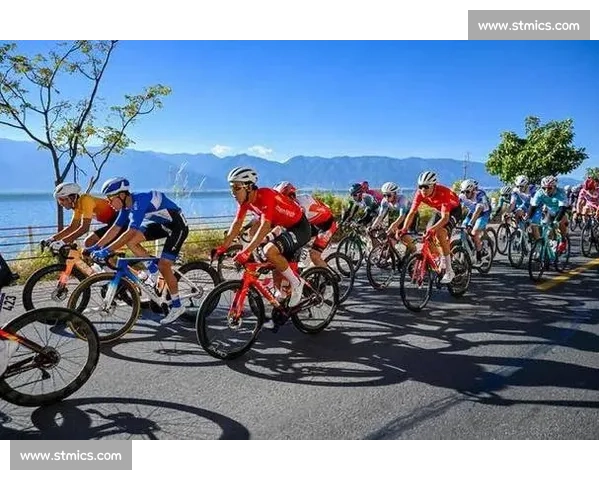 1500 骑手逐风苍洱！大理环洱海自行车赛开赛
